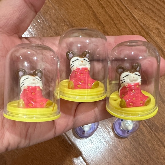 Hamtaro Small capsule gachapon toys - Picture 5 of 6